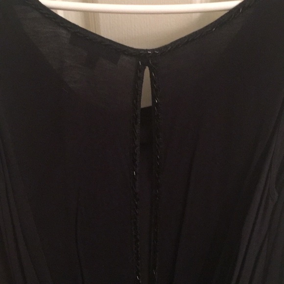 Express open back dressy top - Picture 4 of 4